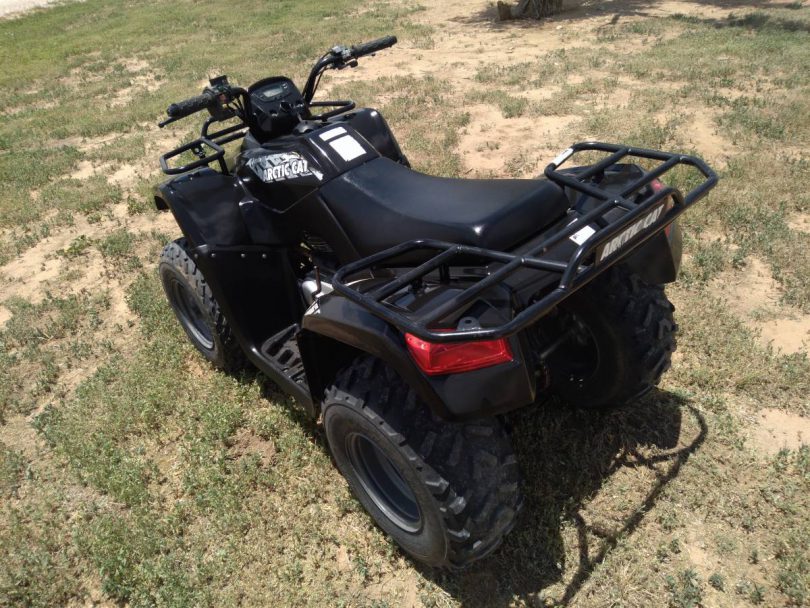 00A0A 6YaIuPpamdOz 0CI0t2 1200x900 810x608 Great running 2012 Arctic Cat 150 4 wheeler for sale