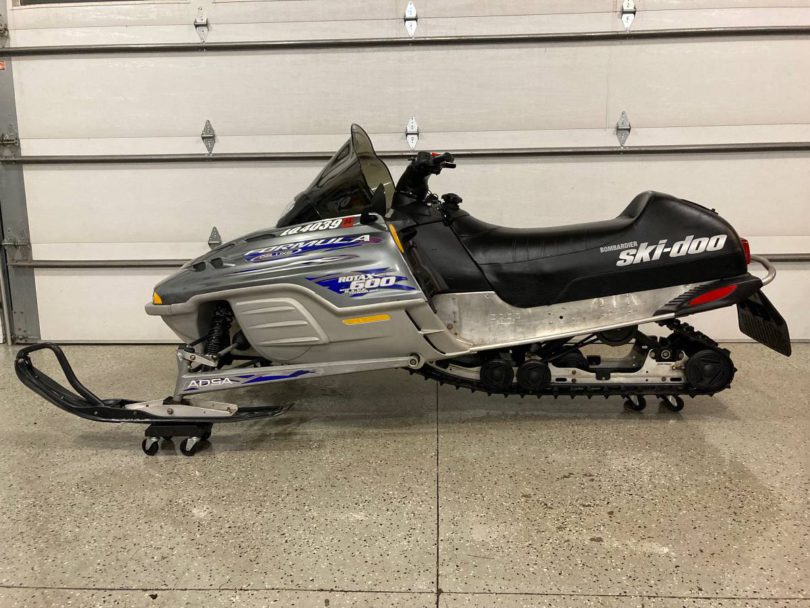 00B0B 9clQl25fjo9 0CI0t2 1200x900 810x608 2000 Ski Doo Formula Deluxe 600 snowmobile for sale by owner