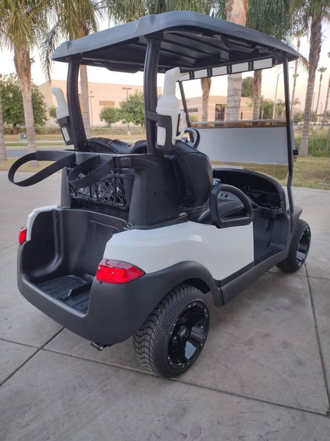 00909 bghGouDcL0i 0oc0wg 1200x900 Like new 2017 club car precedent lithium golf cart for sale